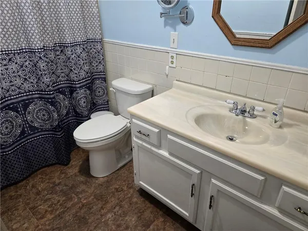 $425,000 | 32188 Osawatomie Road, Paola, KS 66071