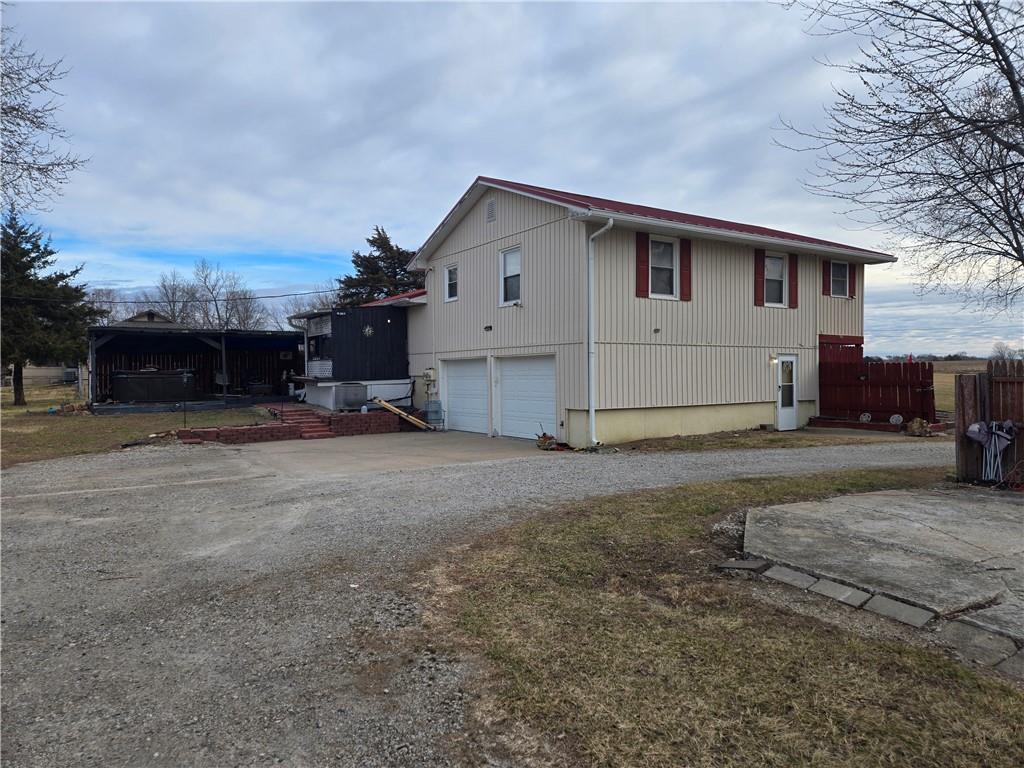 32188 Osawatomie Road Paola, KS 66071 - Photo 3 of 5