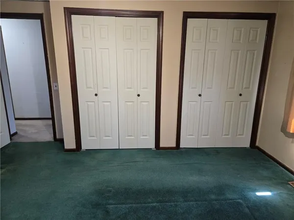 $425,000 | 32188 Osawatomie Road, Paola, KS 66071