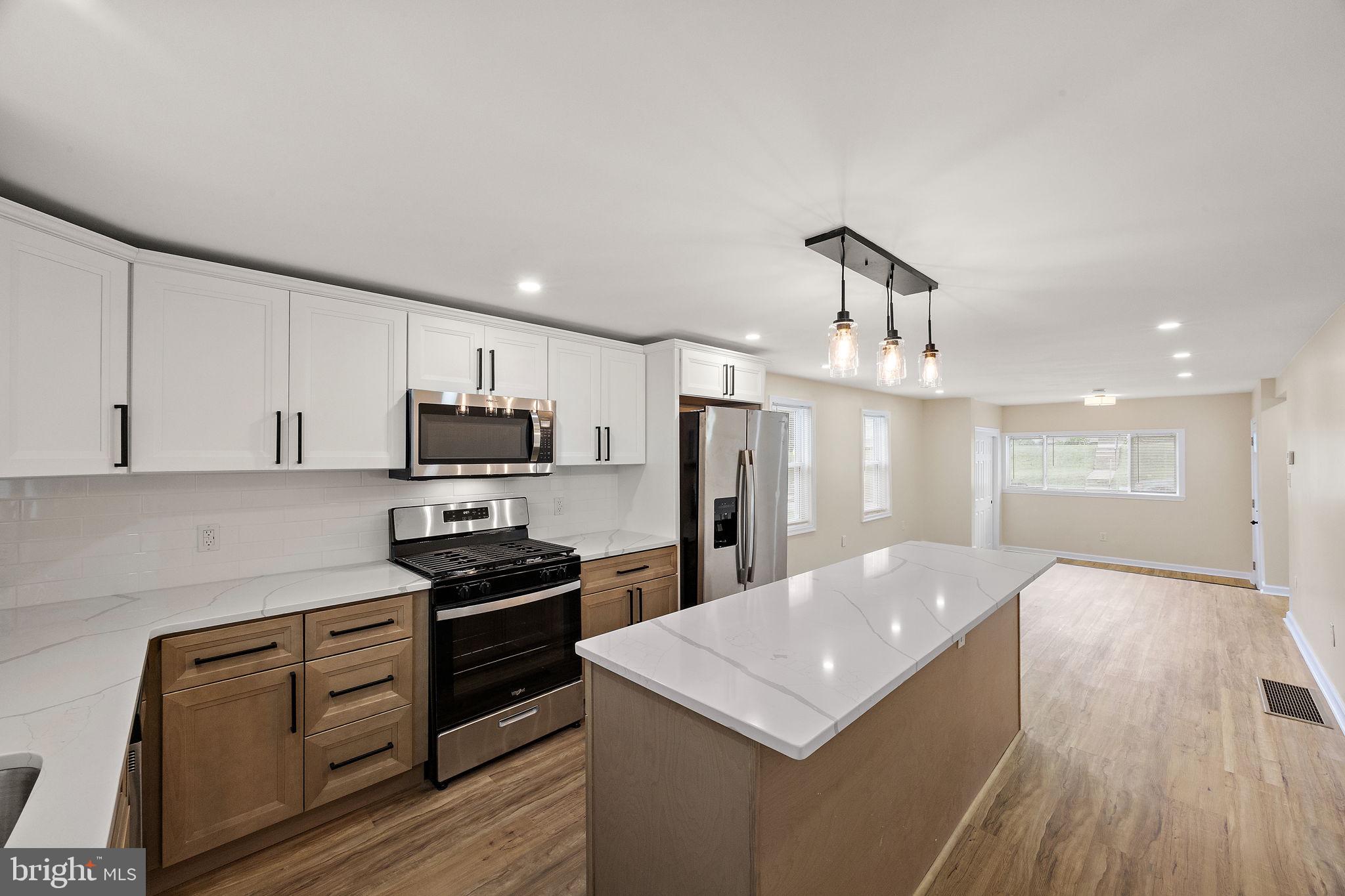 53 Seward Lane Aston, PA 19014 - Photo 11 of 41 Gallery Image 11