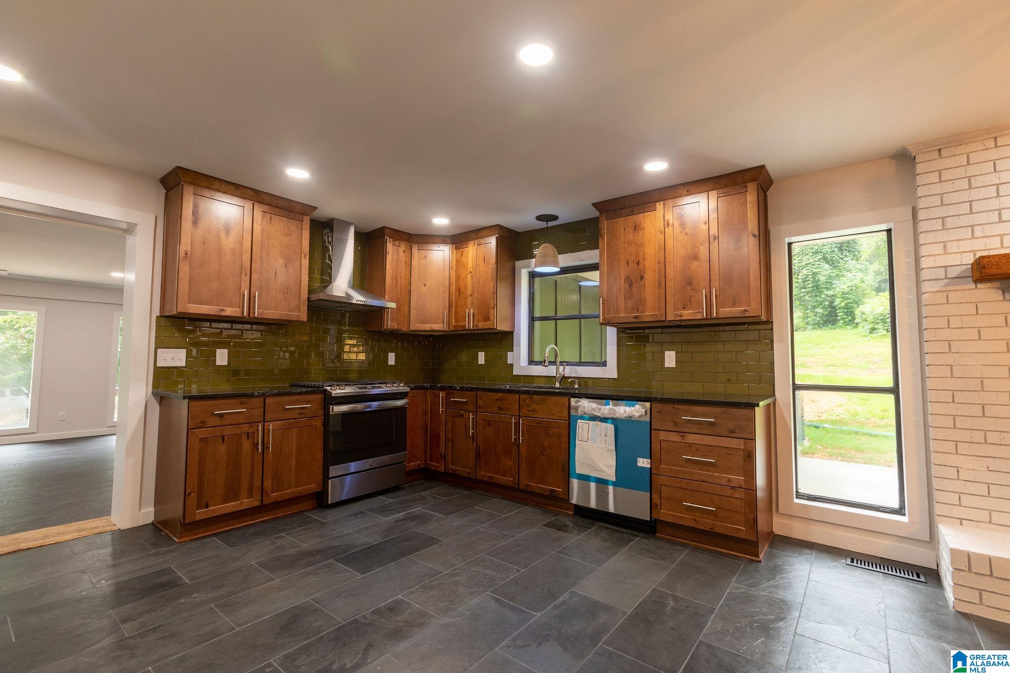 61 Murphrees Valley Road Springville, AL 35146 - Photo 10 of 41