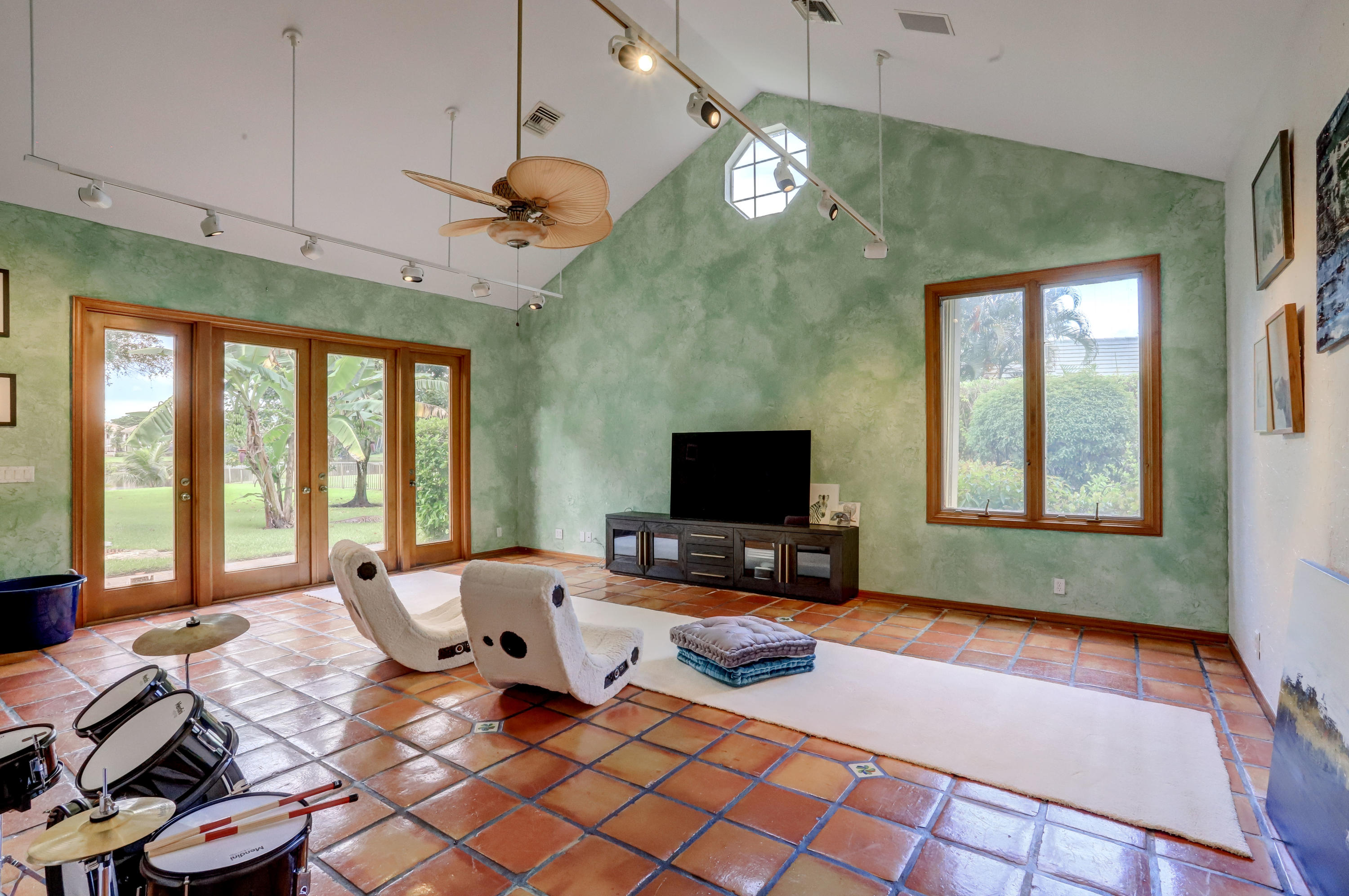 18425 Long Lake Drive Boca Raton, FL 33496 - Photo 23 of 57 IMG_6606_07_08_09_10