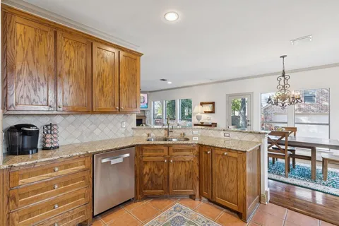 $1,025,000 | 5627 Richard Avenue, Dallas, TX 75206