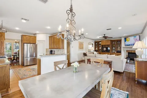 $1,025,000 | 5627 Richard Avenue, Dallas, TX 75206