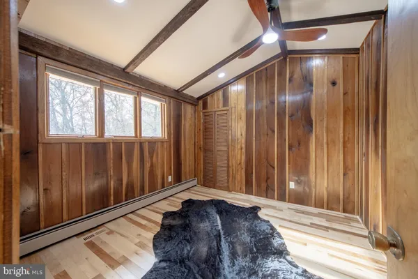 a bathroom with a toilet