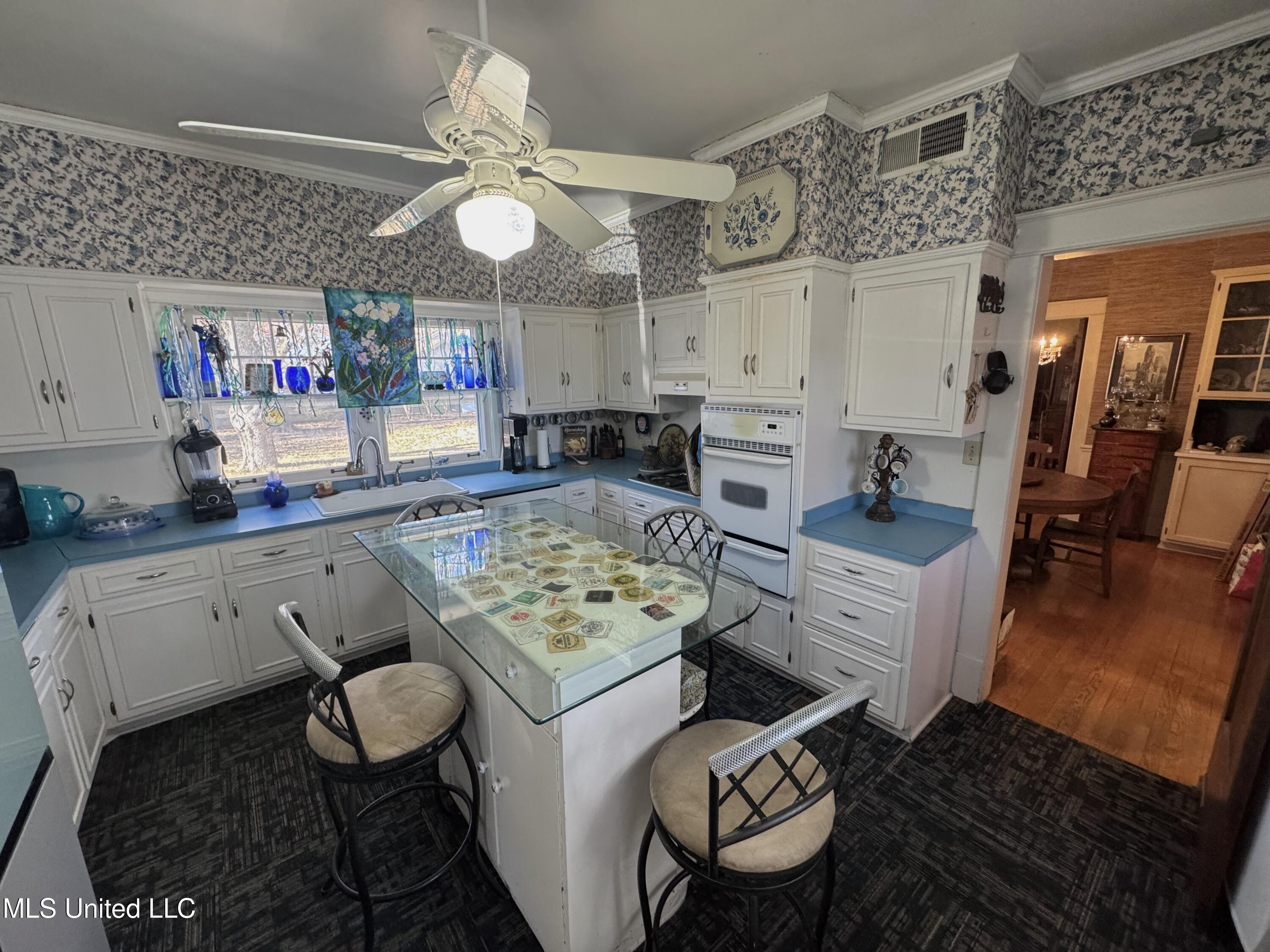 704 Maple Avenue Clarksdale, MS 38614 - Photo 6 of 28 IMG_2541