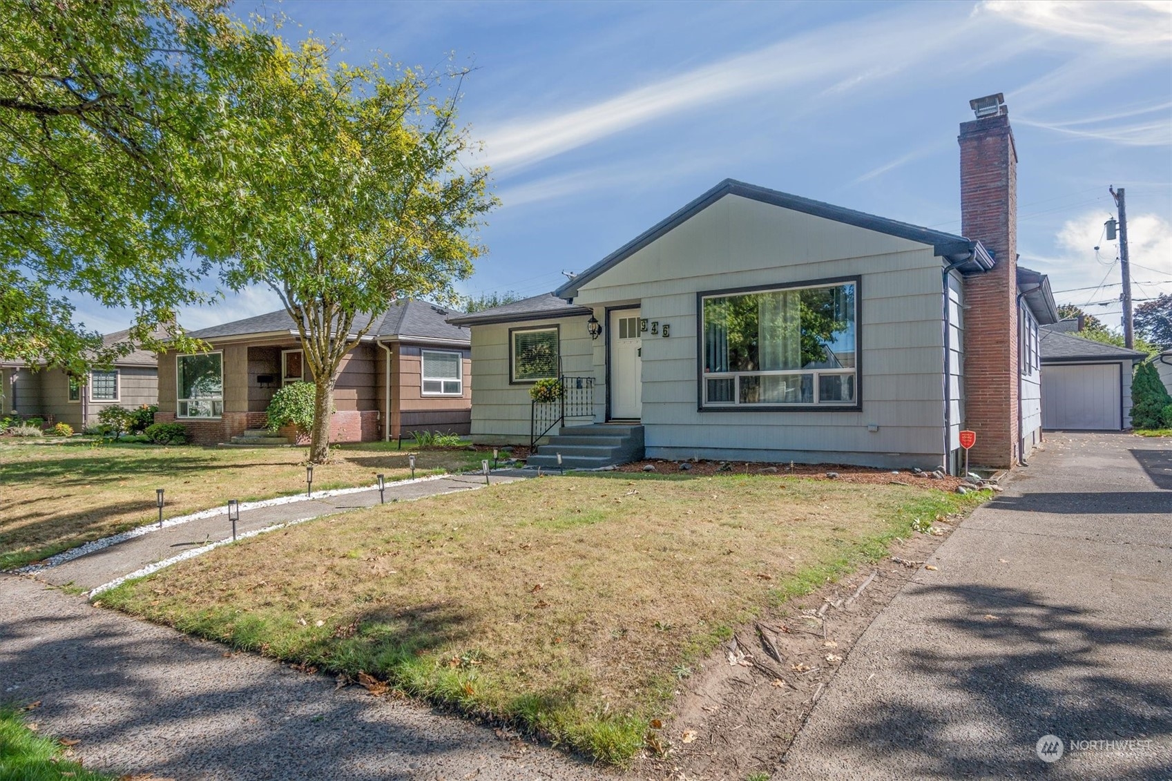 946 22nd Avenue Longview, WA 98632 - Photo 2 of 34 Gallery Image 2