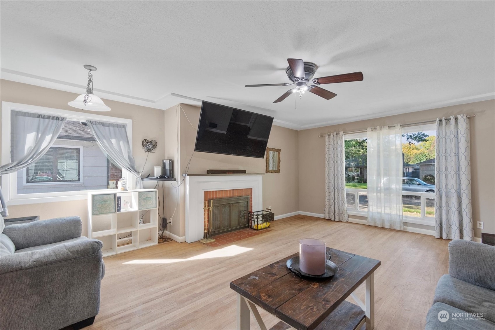 946 22nd Avenue Longview, WA 98632 - Photo 7 of 34 Gallery Image 7