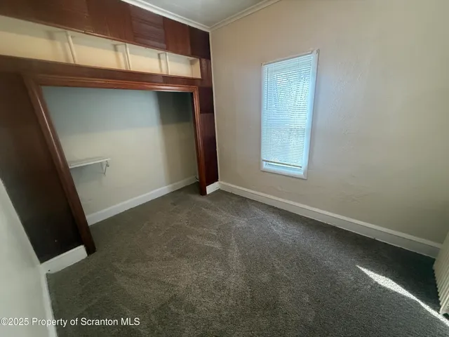 a view of empty room with window