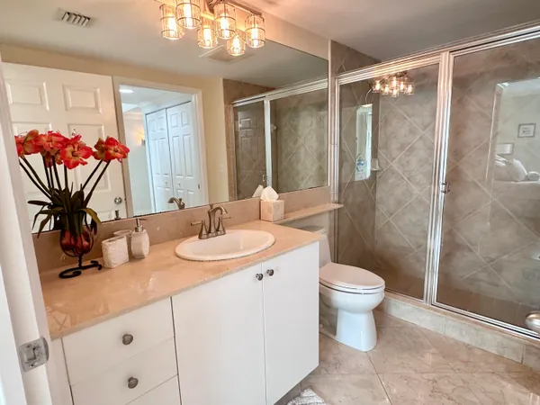 $4,000 | 700 East Boynton Beach Boulevard, Unit 1203, Boynton Beach, FL 33435