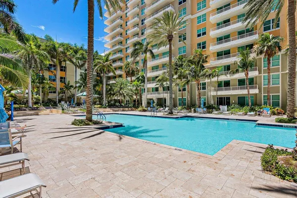 $4,000 | 700 East Boynton Beach Boulevard, Unit 1203, Boynton Beach, FL 33435