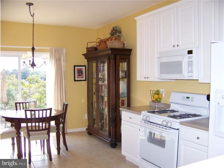 46 Cypress Point Road Westampton, NJ 08060 - Photo 7 of 15 Kitchen