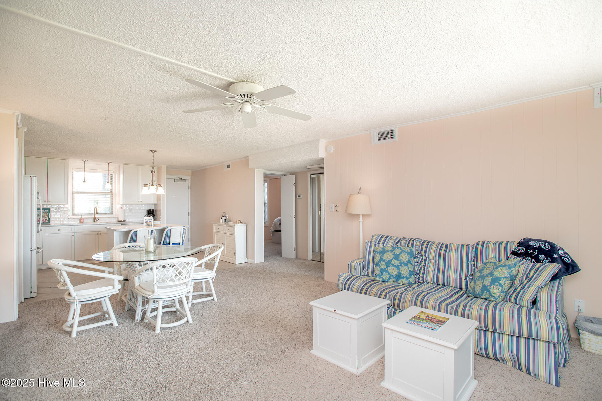 2305 West Fort Macon Road, Unit 103 Atlantic Beach, NC 28512 - Photo 7 of 22 SMUGGLERS COVE #103 (15)