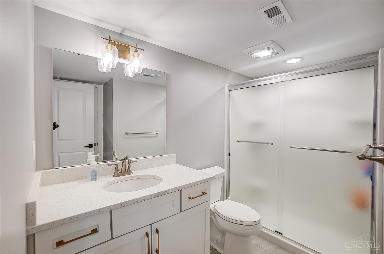 3127 Madison Road, Unit 4 Cincinnati, OH 45209 - Photo 29 of 34