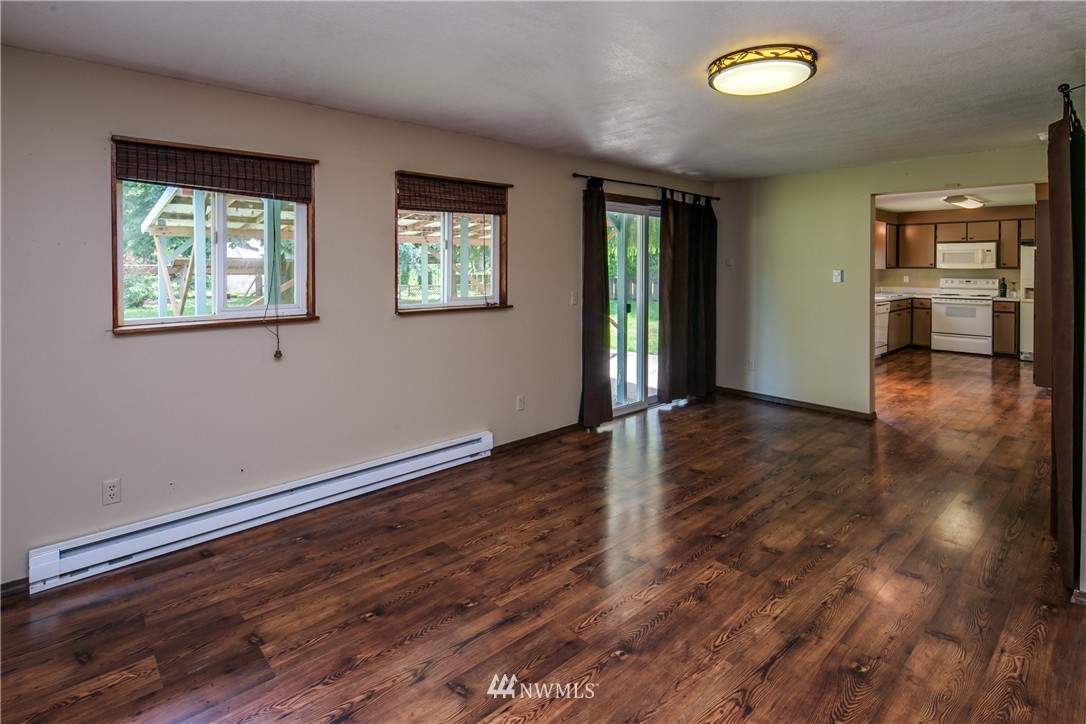 2437 Lyn Court Custer, WA 98240 - Photo 5 of 9 Gallery Image 5