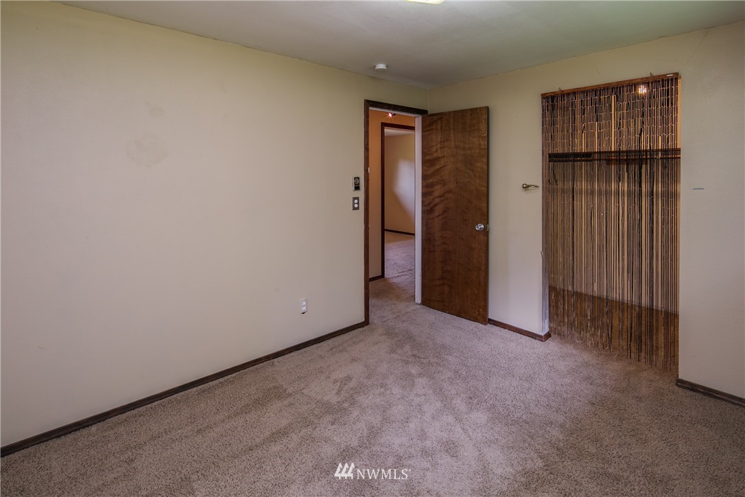 2437 Lyn Court Custer, WA 98240 - Photo 6 of 9 Gallery Image 6