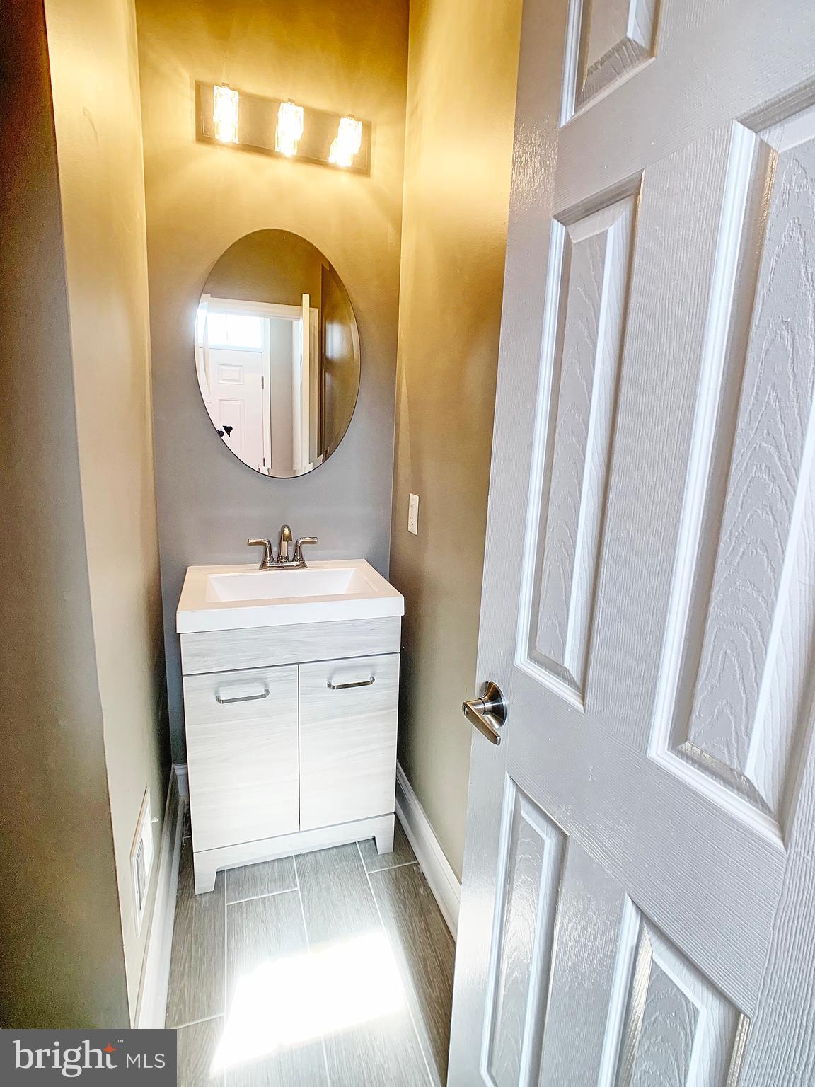 9807 Davison Road Middle River, MD 21220 - Photo 11 of 25