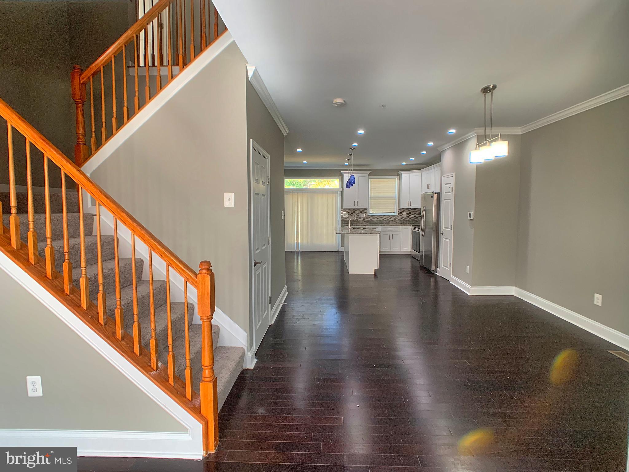 9807 Davison Road Middle River, MD 21220 - Photo 4 of 25