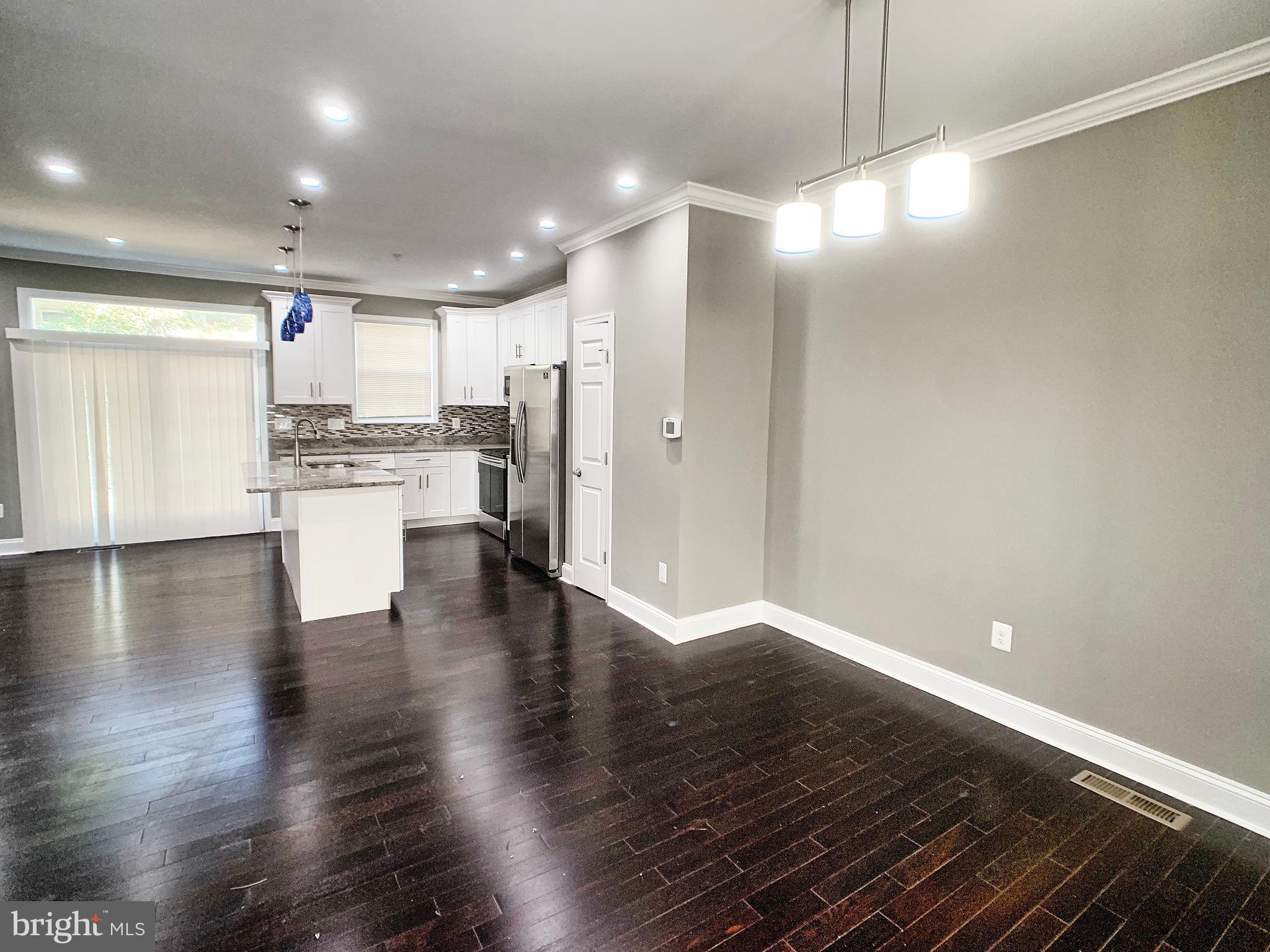 9807 Davison Road Middle River, MD 21220 - Photo 5 of 25
