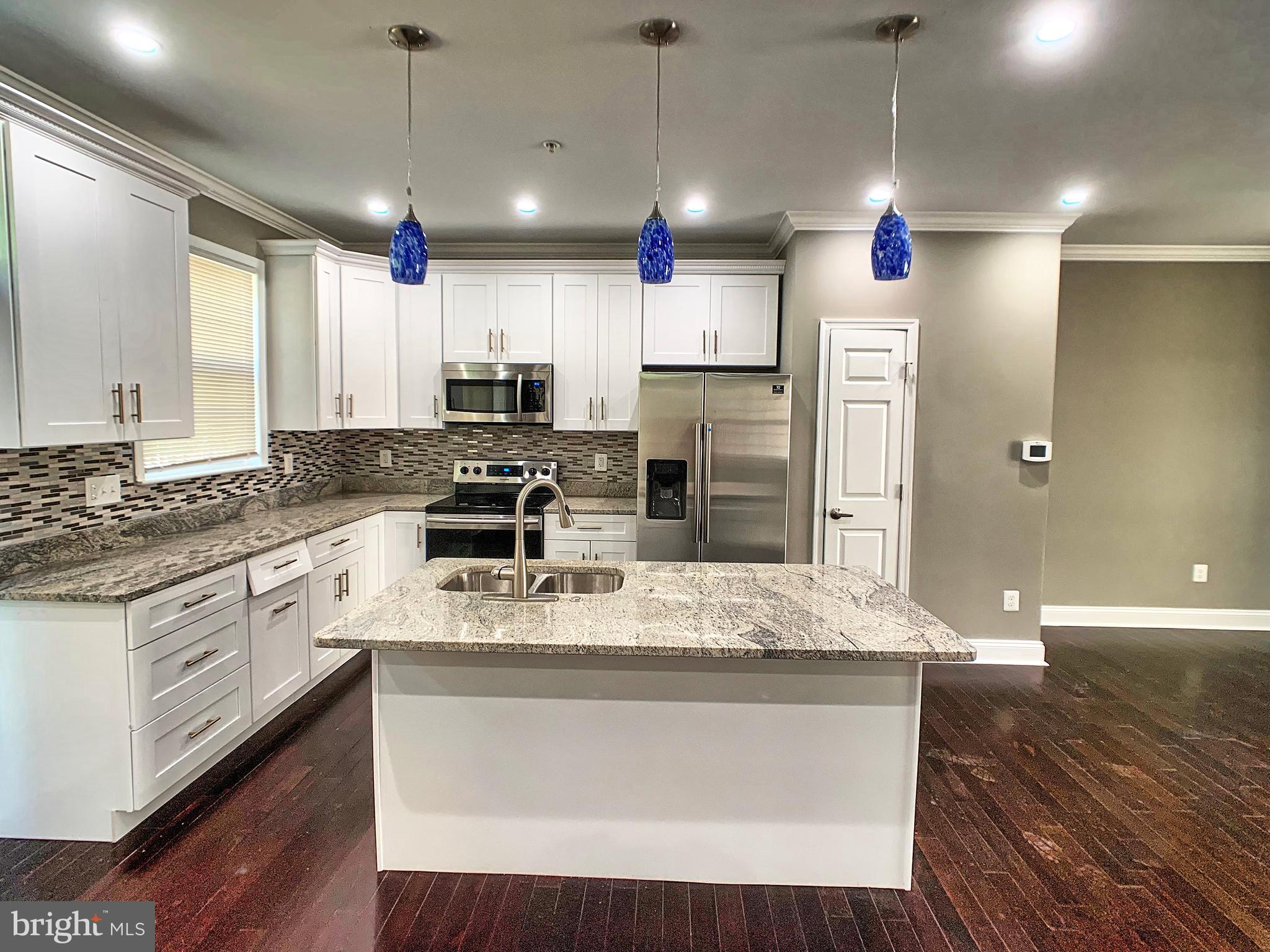 9807 Davison Road Middle River, MD 21220 - Photo 8 of 25