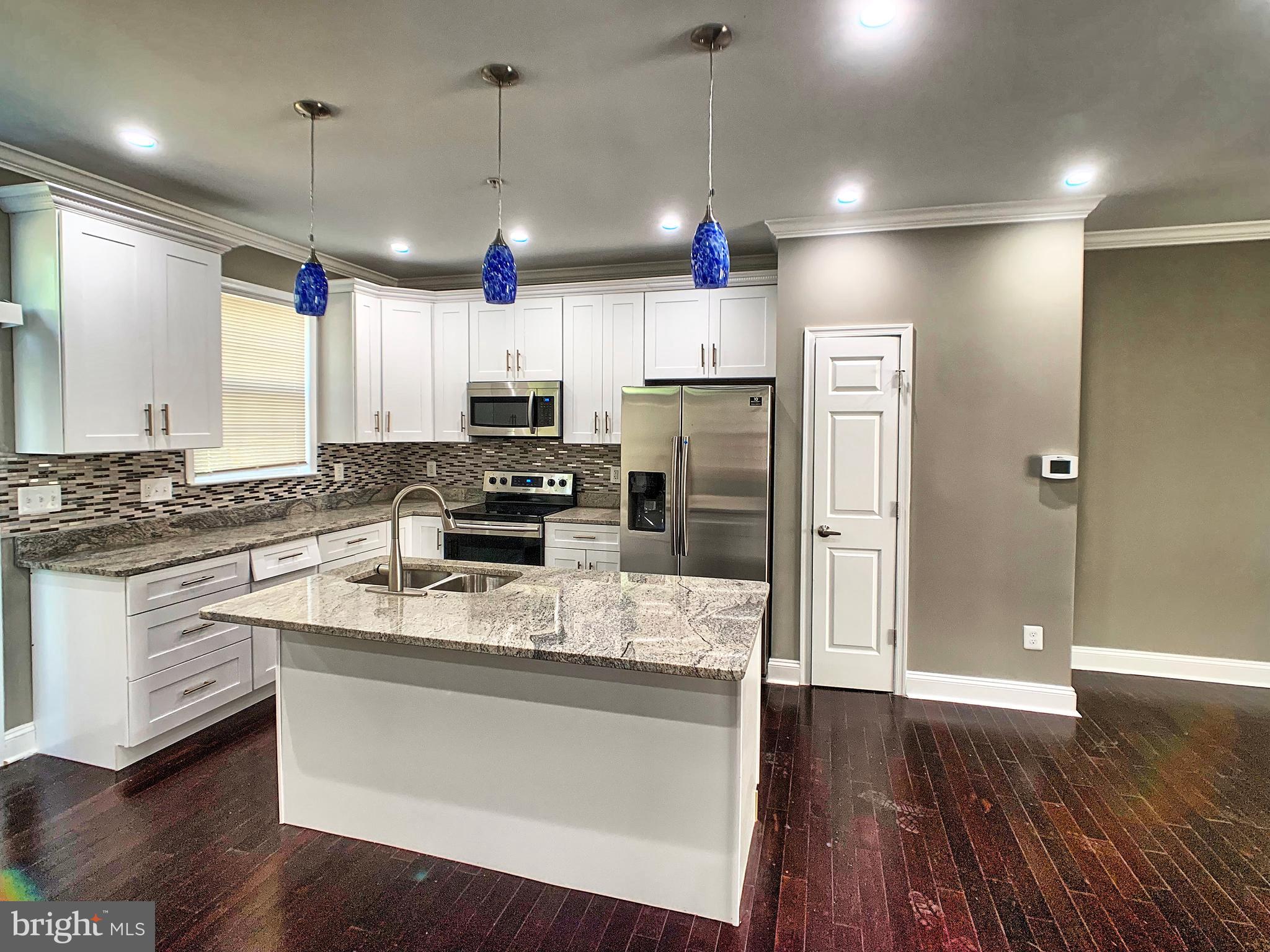 9807 Davison Road Middle River, MD 21220 - Photo 9 of 25