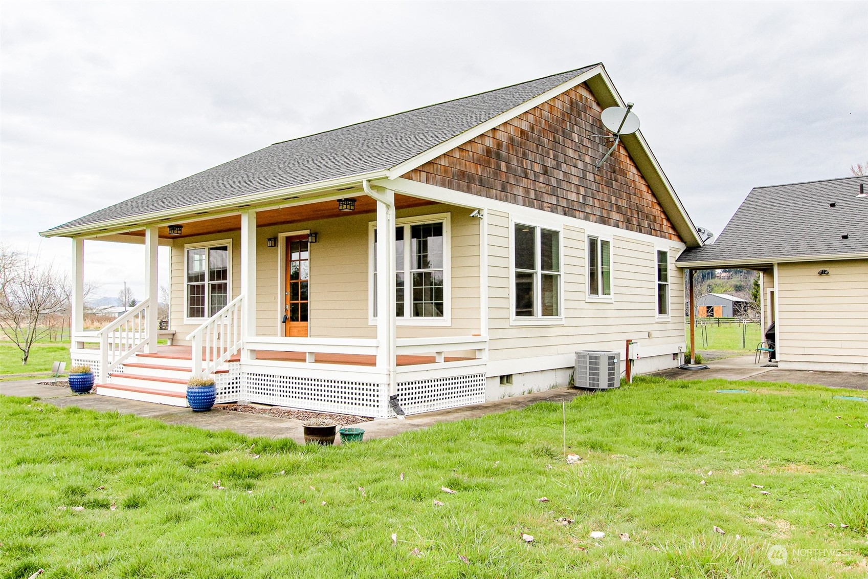 19 East Little Island Road Cathlamet, WA 98612 - Photo 3 of 40 Gallery Image 3