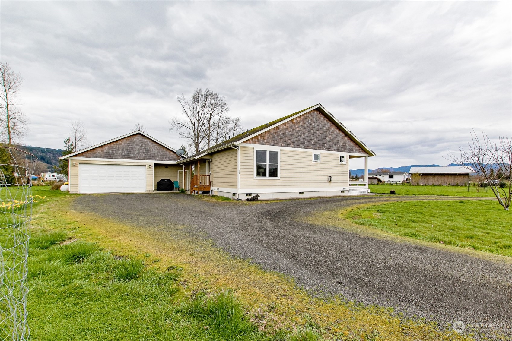 19 East Little Island Road Cathlamet, WA 98612 - Photo 5 of 40 Gallery Image 5