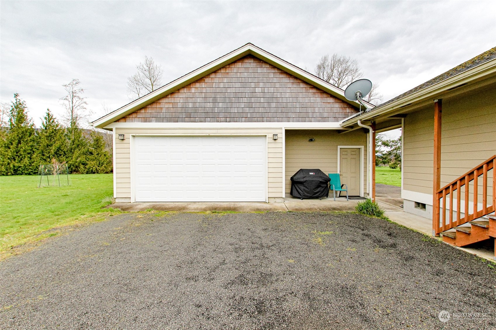 19 East Little Island Road Cathlamet, WA 98612 - Photo 8 of 40 Gallery Image 8