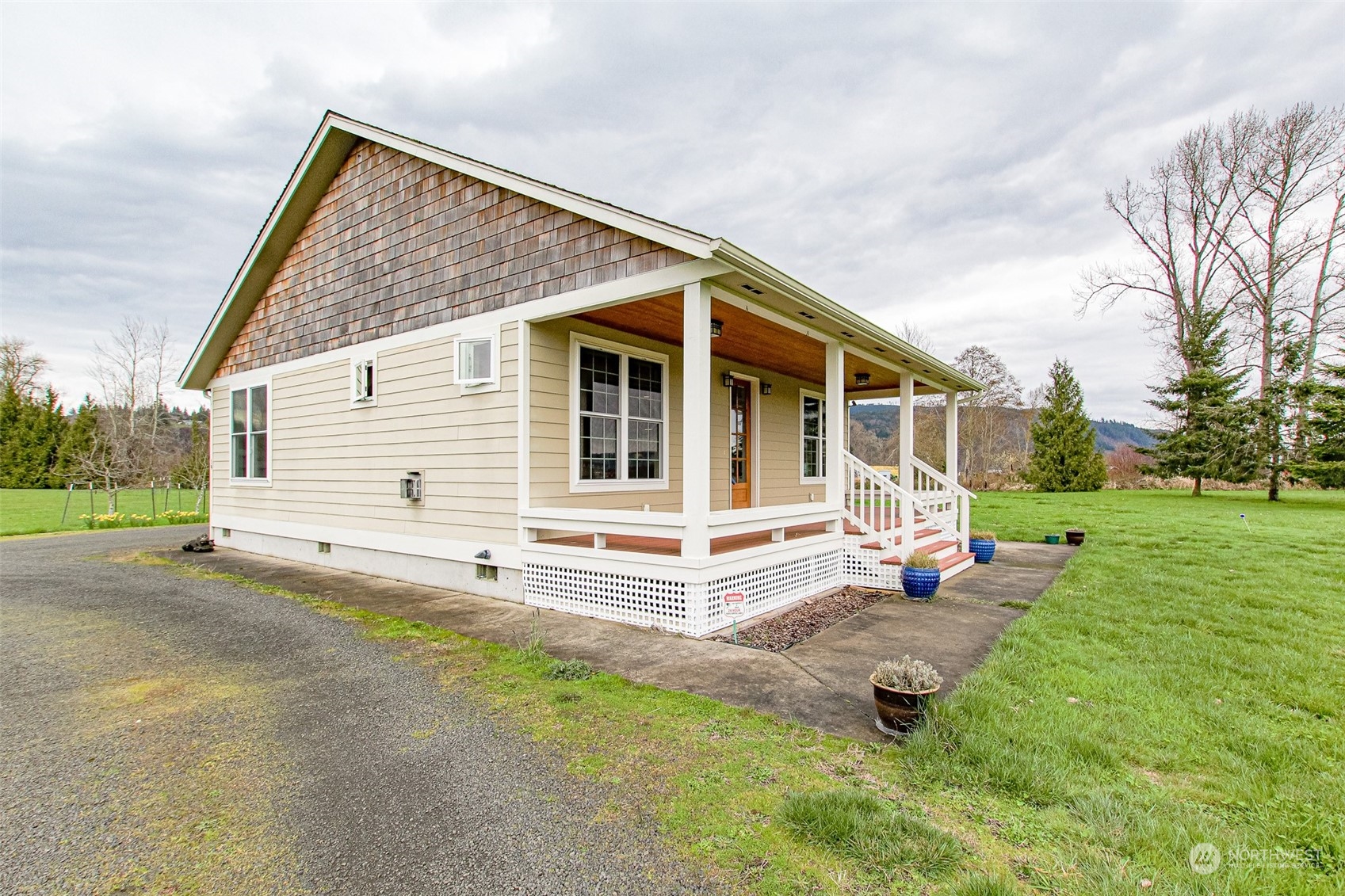 19 East Little Island Road Cathlamet, WA 98612 - Photo 9 of 40 Gallery Image 9