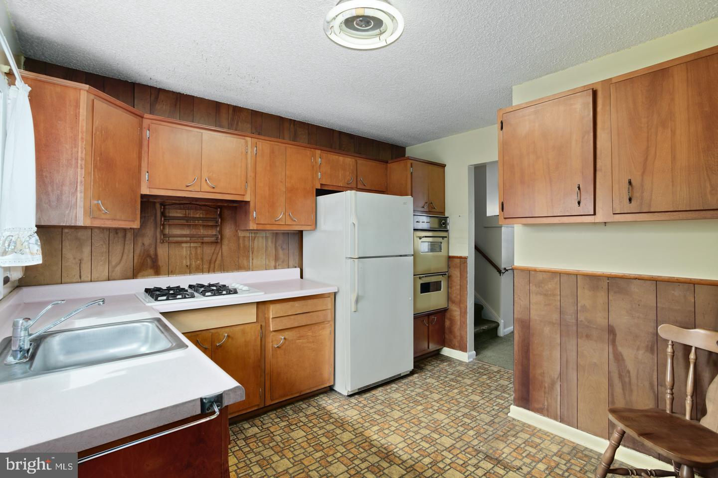 112 Hillside Road Stratford, NJ 08084 - Photo 8 of 24