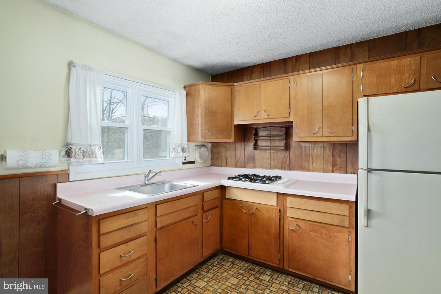 112 Hillside Road Stratford, NJ 08084 - Photo 10 of 24
