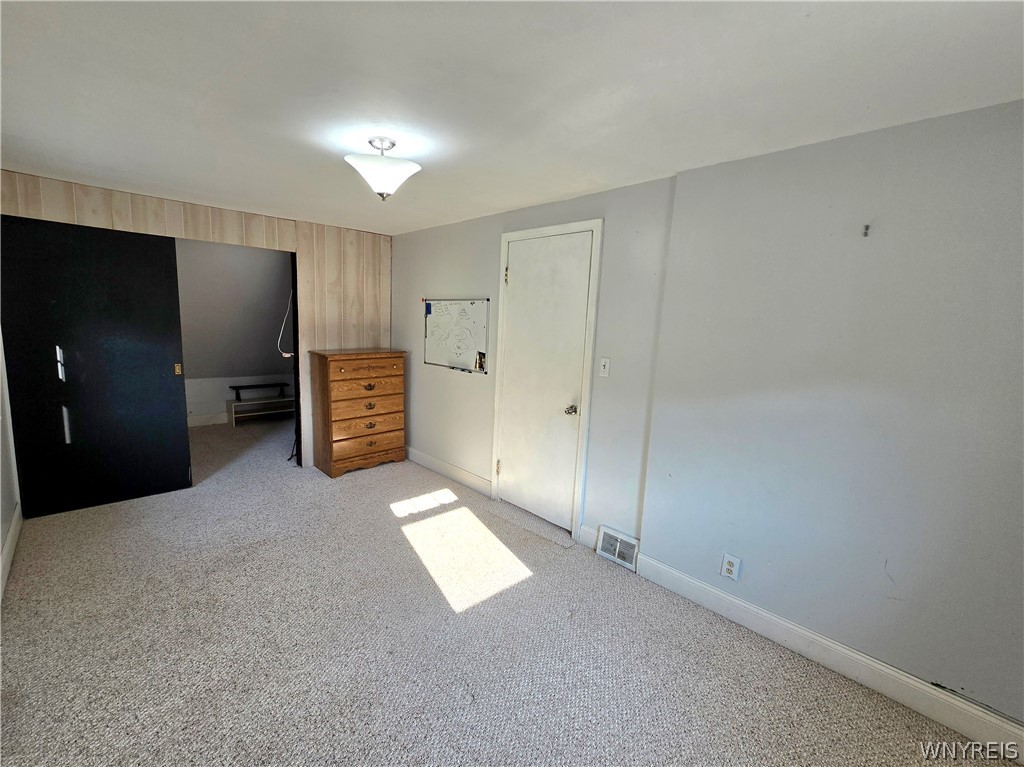 233 Rosedale Boulevard Amherst, NY 14226 - Photo 25 of 32 Bedroom