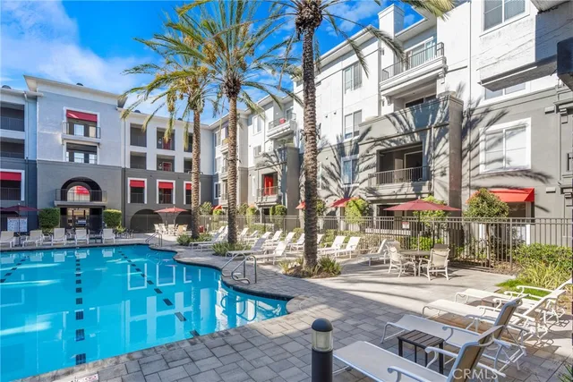 $3,195 | 1801 East Katella Avenue, Unit 1034, Anaheim, CA 92805