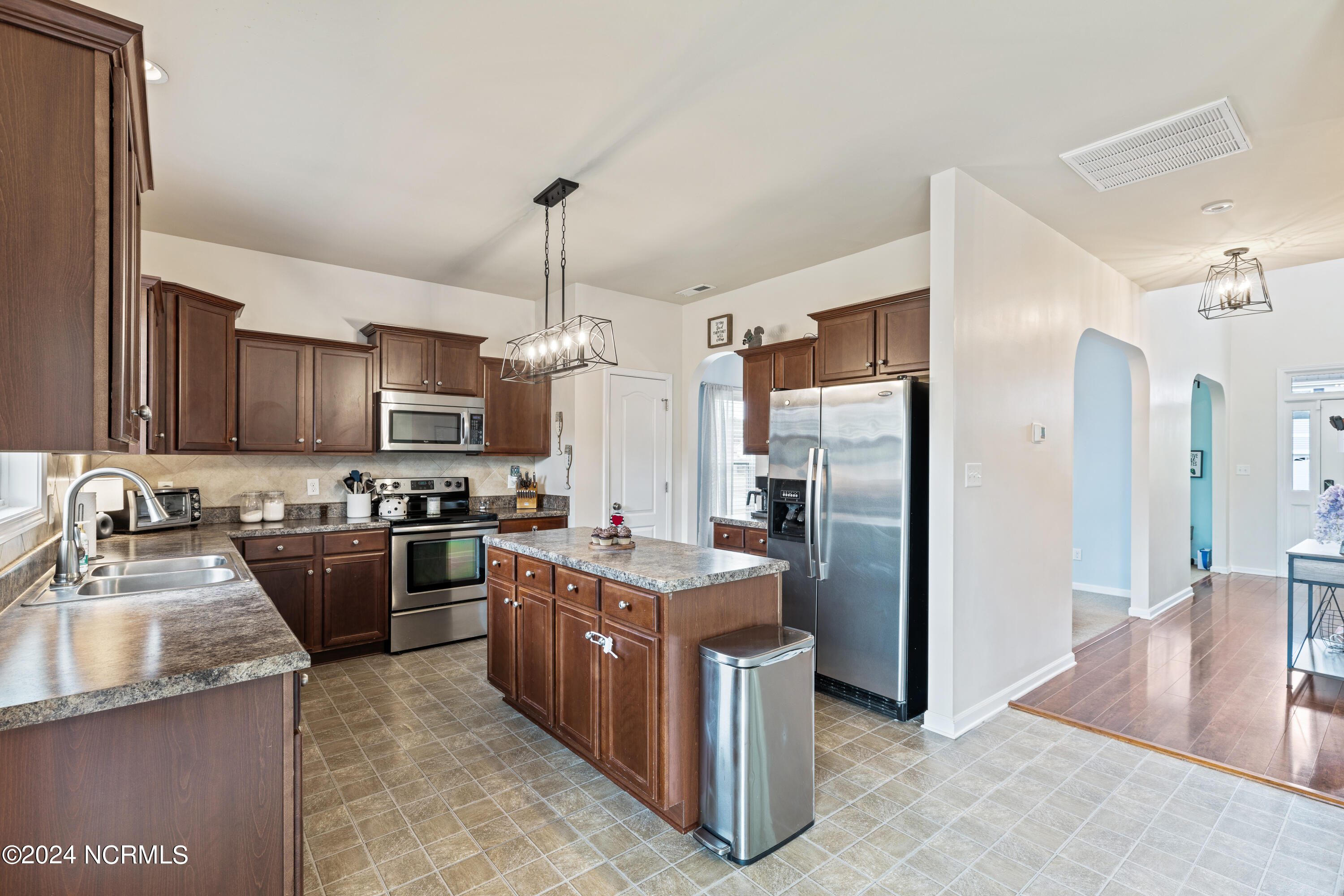 326 Kingston Road Jacksonville, NC 28546 - Photo 31 of 69 326 Kingston Rd - Kitchen