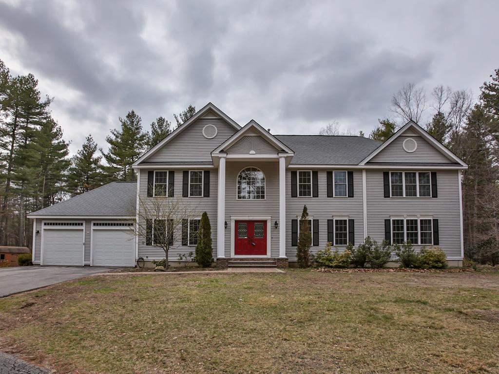 258 South Merrimack Road Hollis, NH 03049 - Photo 1 of 36