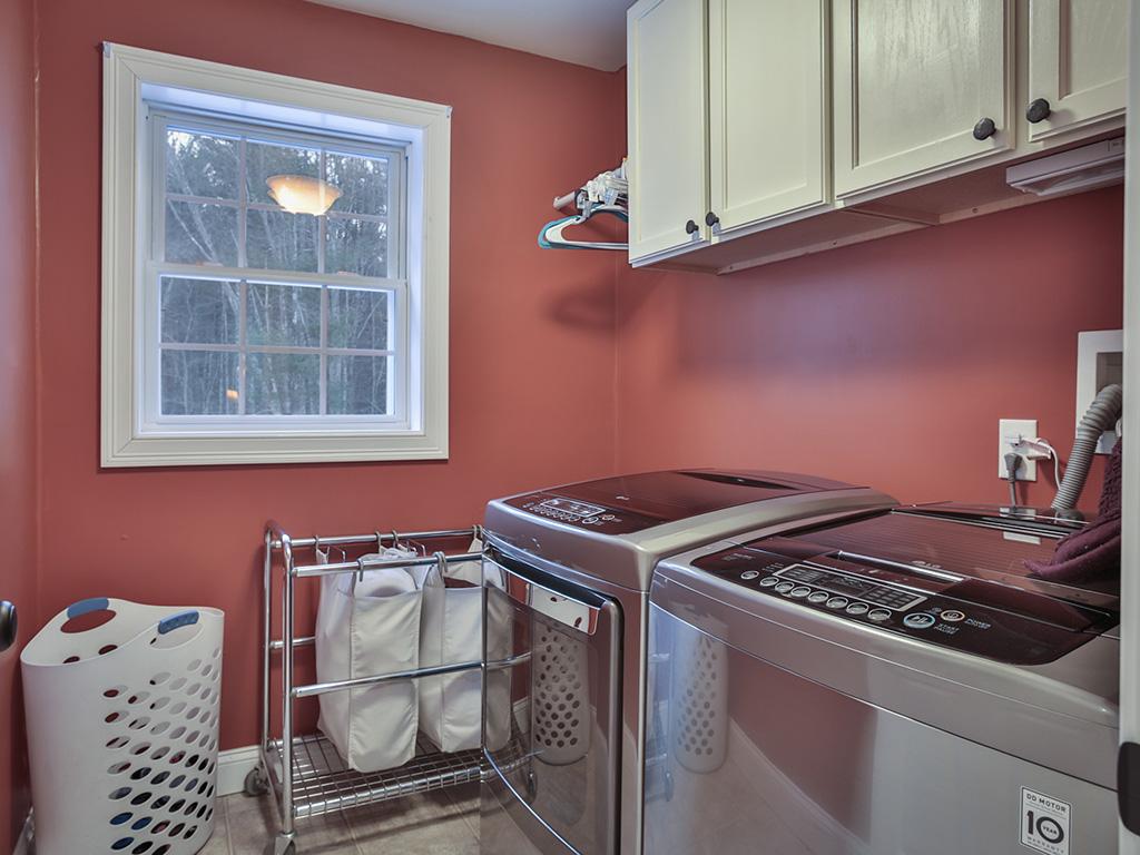 258 South Merrimack Road Hollis, NH 03049 - Photo 26 of 36