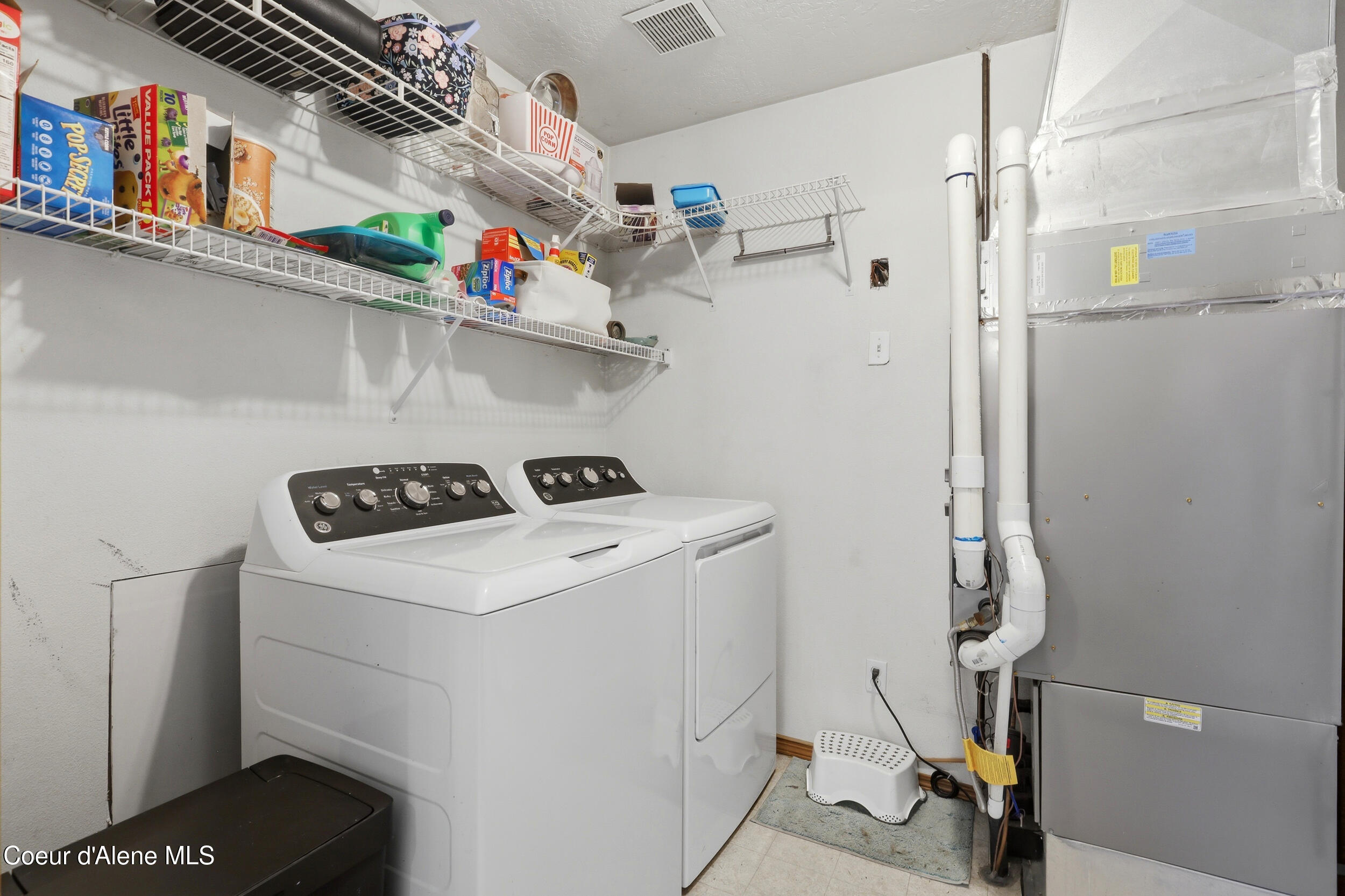 6687 Kamloops Drive Rathdrum, ID 83858 - Photo 21 of 41 Laundry
