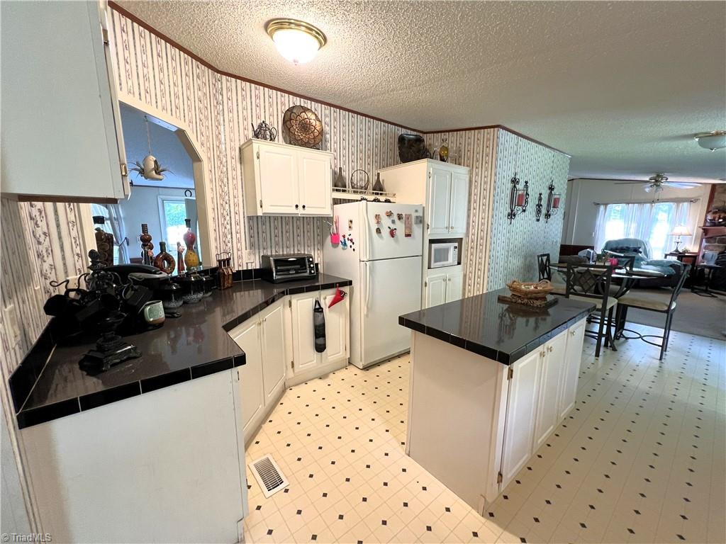140 Falling Brook Road Stokesdale, NC 27357 - Photo 16 of 35 Gallery Image 16