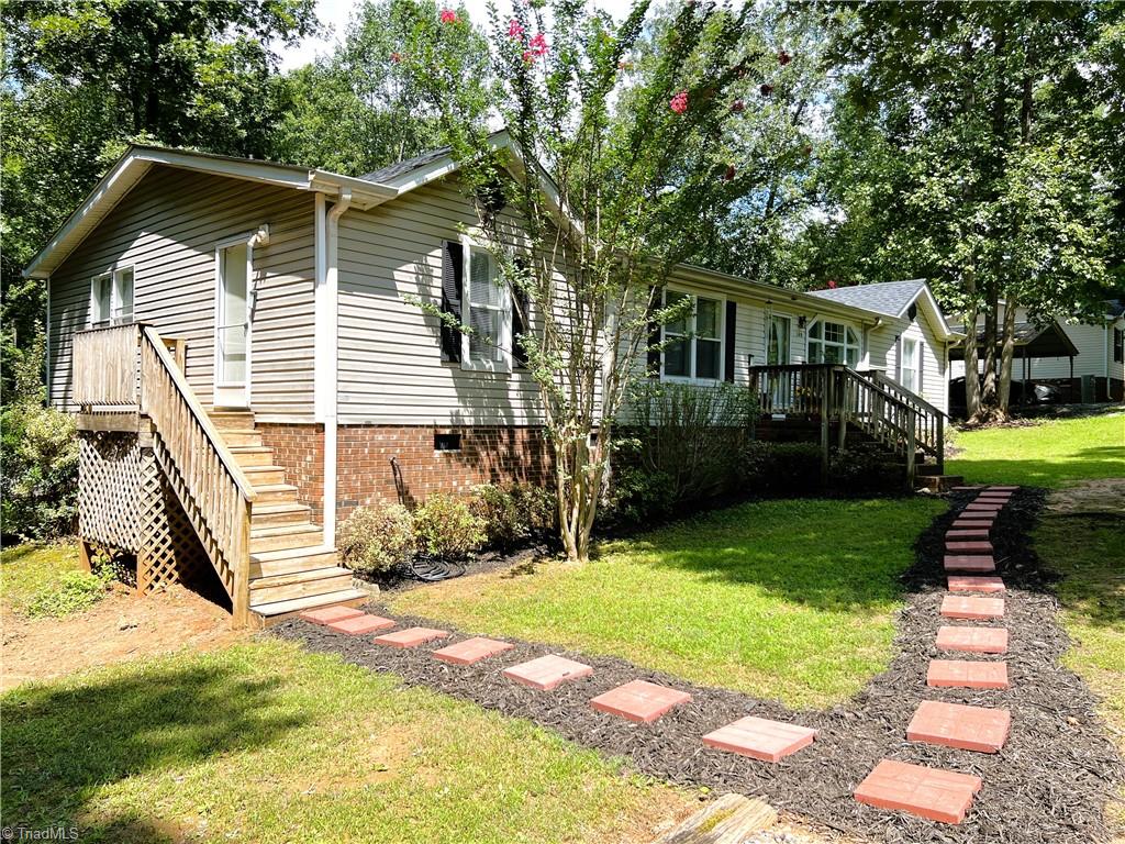 140 Falling Brook Road Stokesdale, NC 27357 - Photo 8 of 35 Gallery Image 8