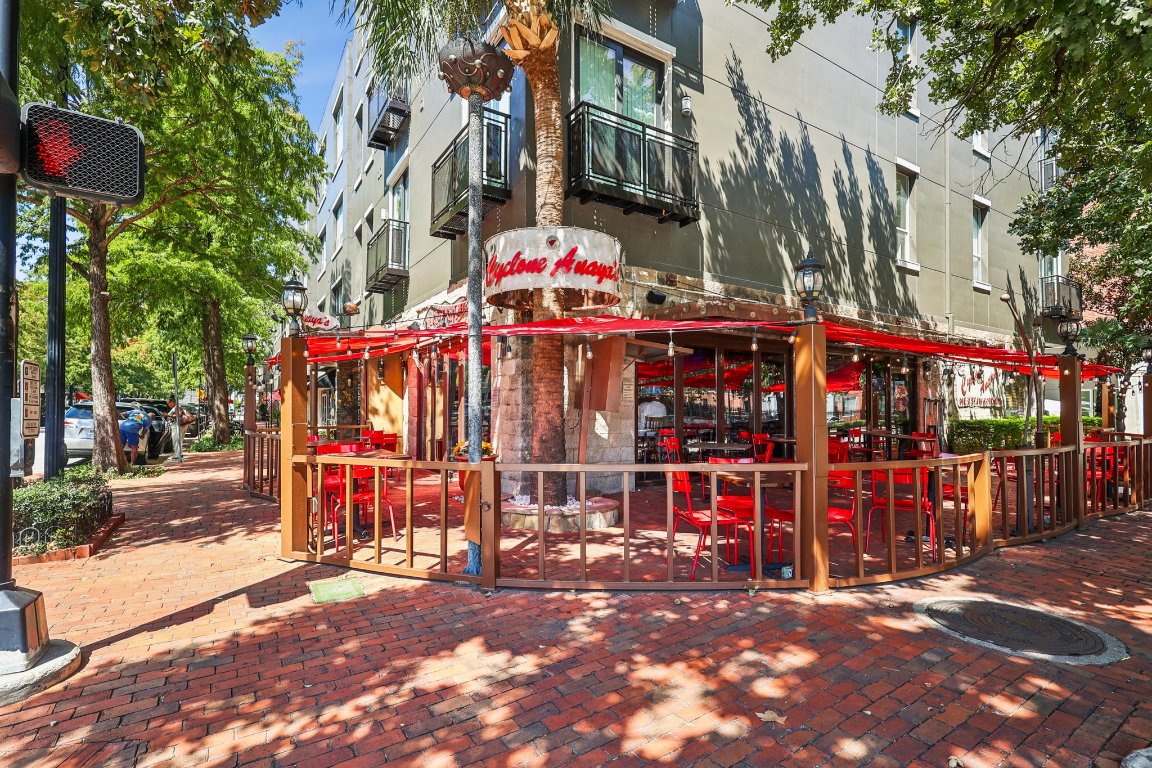 1106 Oneil Street Houston, TX 77019 - Photo 17 of 21