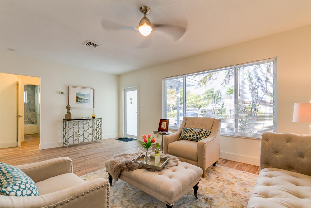 1037 Southwest 12th Avenue Boca Raton, FL 33486 - Photo 12 of 25 Living