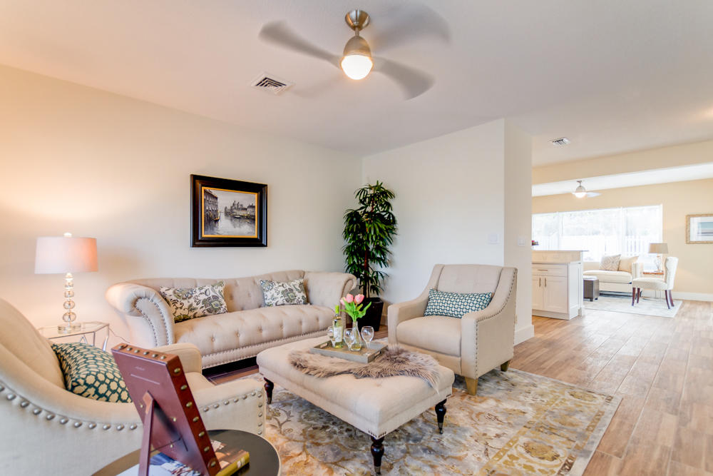 1037 Southwest 12th Avenue Boca Raton, FL 33486 - Photo 13 of 25 Living
