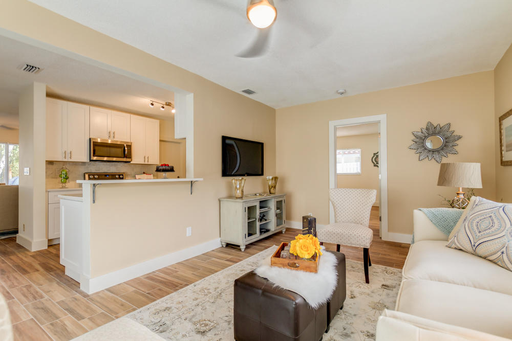 1037 Southwest 12th Avenue Boca Raton, FL 33486 - Photo 7 of 25 Family