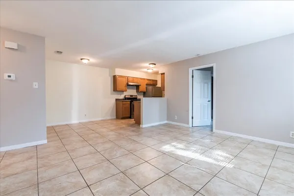 $1,495 | 2302 Tern Circle, Unit B, Austin, TX 78744