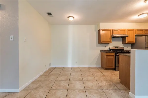 $1,495 | 2302 Tern Circle, Unit B, Austin, TX 78744