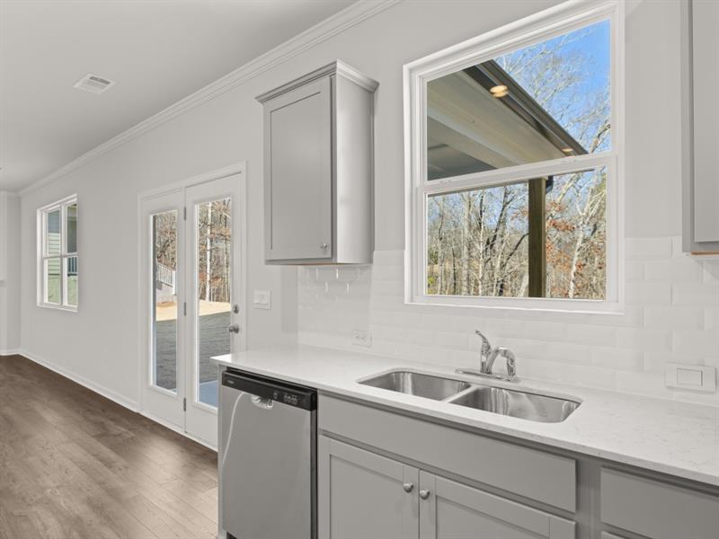 4043 Peregrine Way Gainesville, GA 30506 - Photo 13 of 43