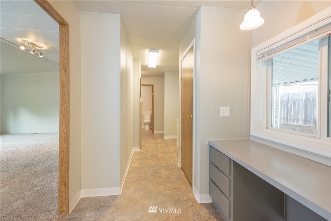 375 Union Avenue Southeast, Unit 147 Renton, WA 98059 - Photo 6 of 23 Gallery Image 6
