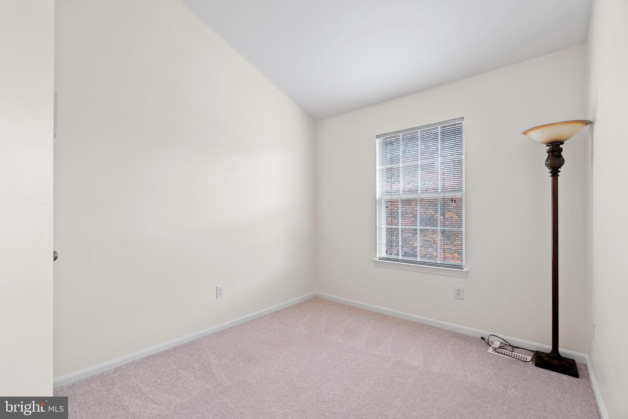 1468 Park Garden Lane Reston, VA 20194 - Photo 25 of 42 Bedroom