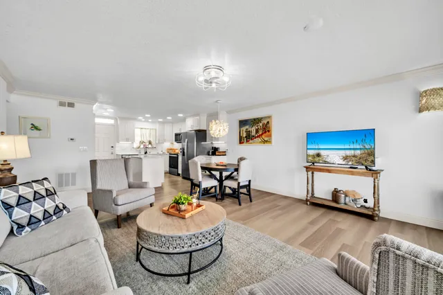 $425,000 | 775 Gulf Shore Drive, Unit 1081, Destin, FL 32541