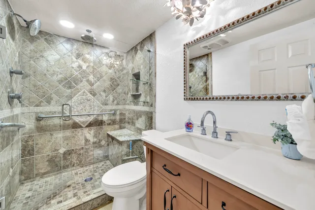 $425,000 | 775 Gulf Shore Drive, Unit 1081, Destin, FL 32541